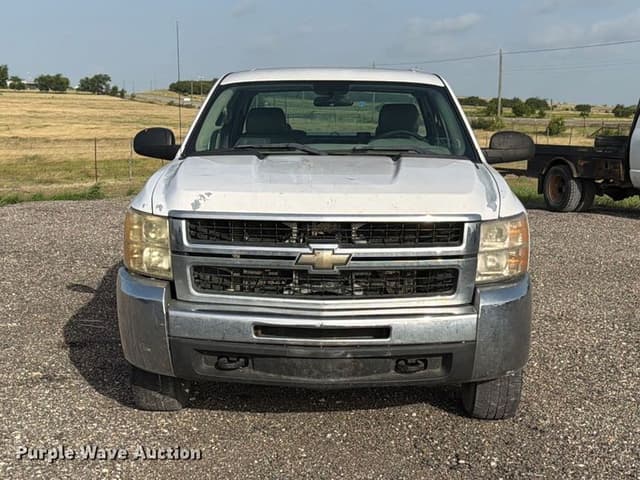 Image of Chevrolet 2500HD equipment image 1