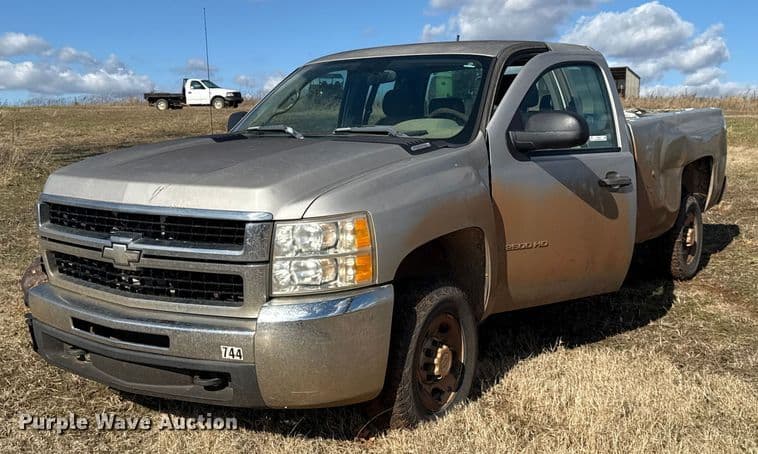 Image of Chevrolet 2500HD Primary image