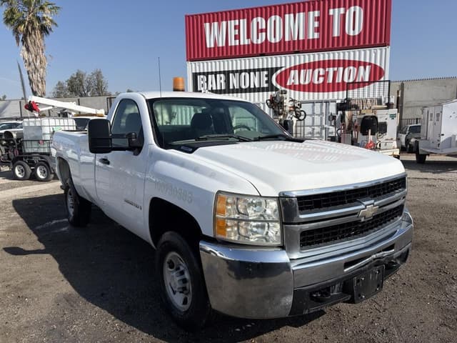 Image of Chevrolet 2500HD equipment image 1