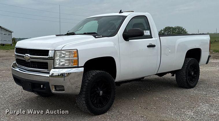 Image of Chevrolet 2500HD Primary image