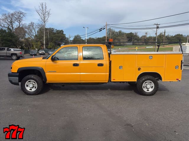 Image of Chevrolet 2500HD equipment image 2