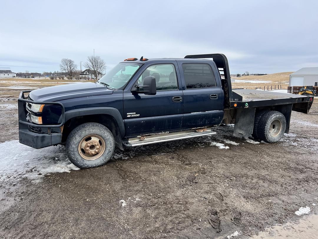 Image of Chevrolet 3500 Primary image