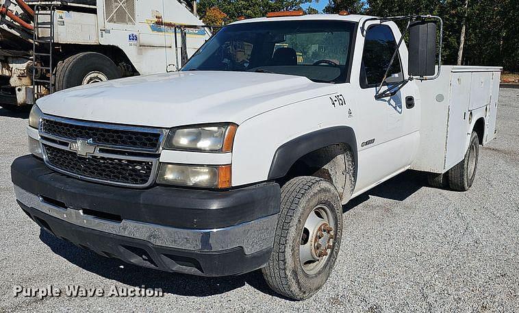 Image of Chevrolet 3500 Primary image