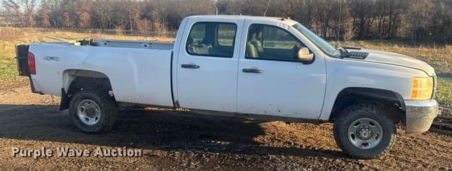 Image of Chevrolet 3500HD equipment image 3