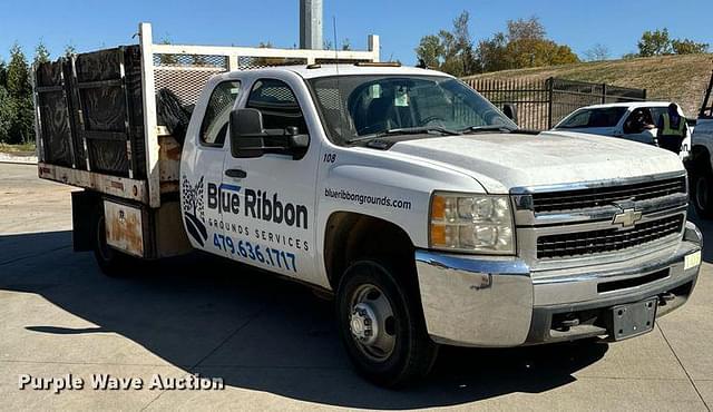 Image of Chevrolet 3500HD equipment image 2