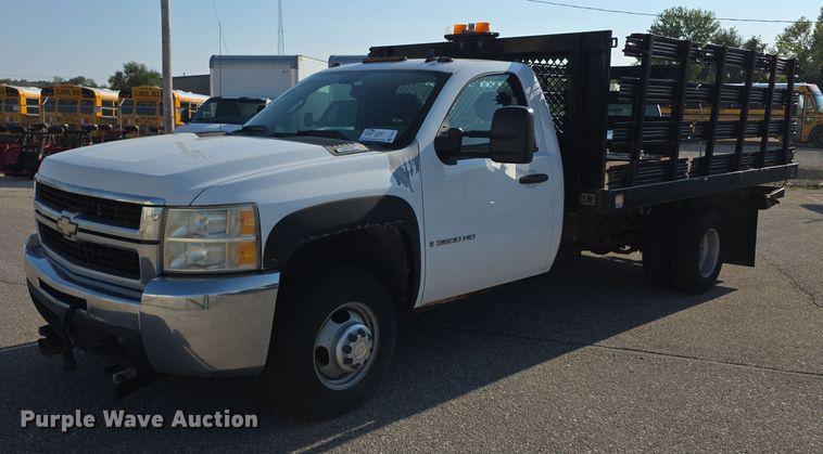 Image of Chevrolet 3500HD Primary image