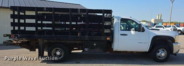 Image of Chevrolet 3500HD equipment image 3