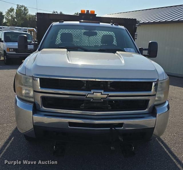Image of Chevrolet 3500HD equipment image 1