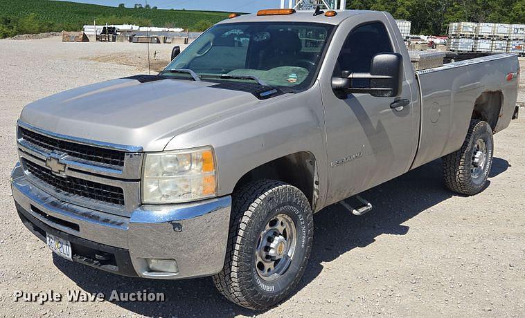 Image of Chevrolet 3500HD Primary image