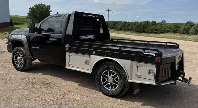 Image of Chevrolet 2500HD equipment image 4