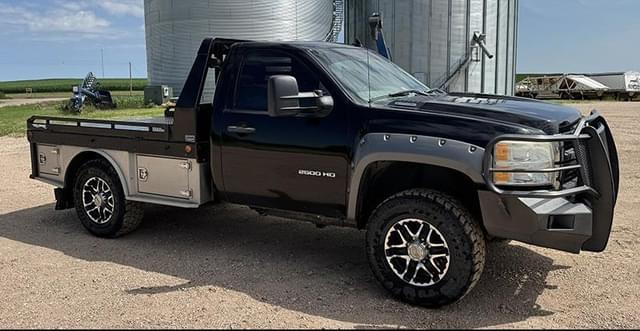 Image of Chevrolet 2500HD equipment image 1
