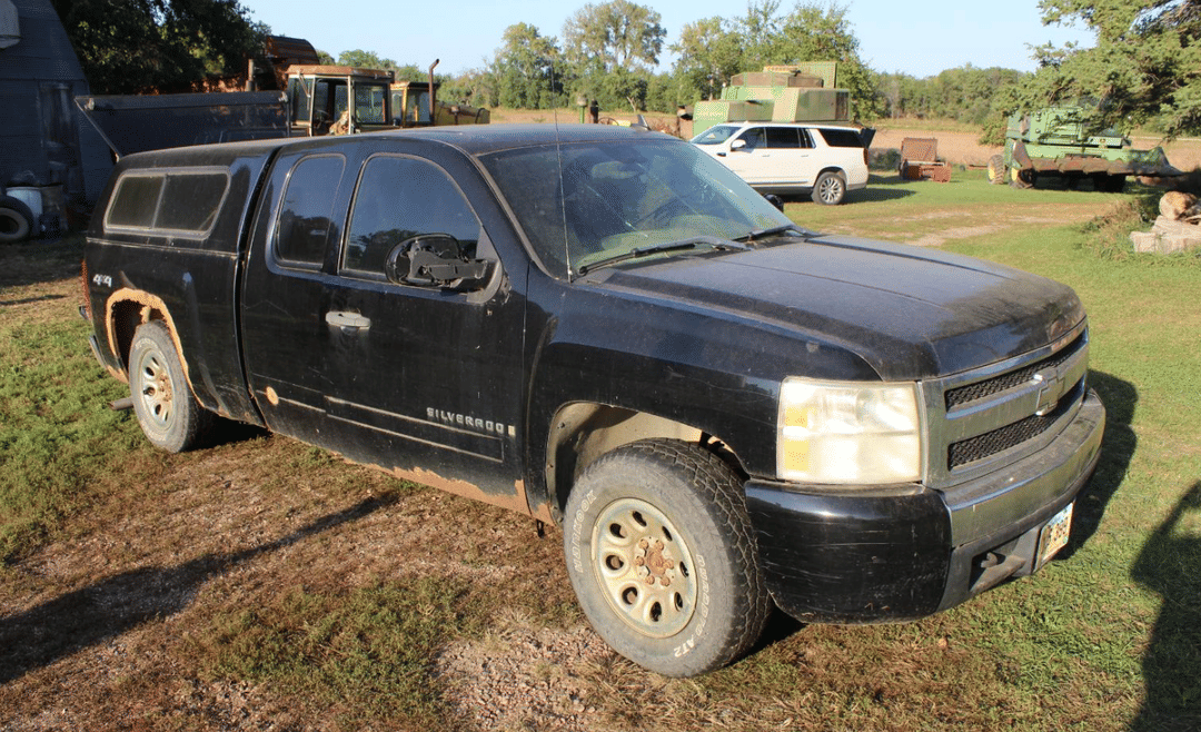 Image of Chevrolet Silverado Primary image