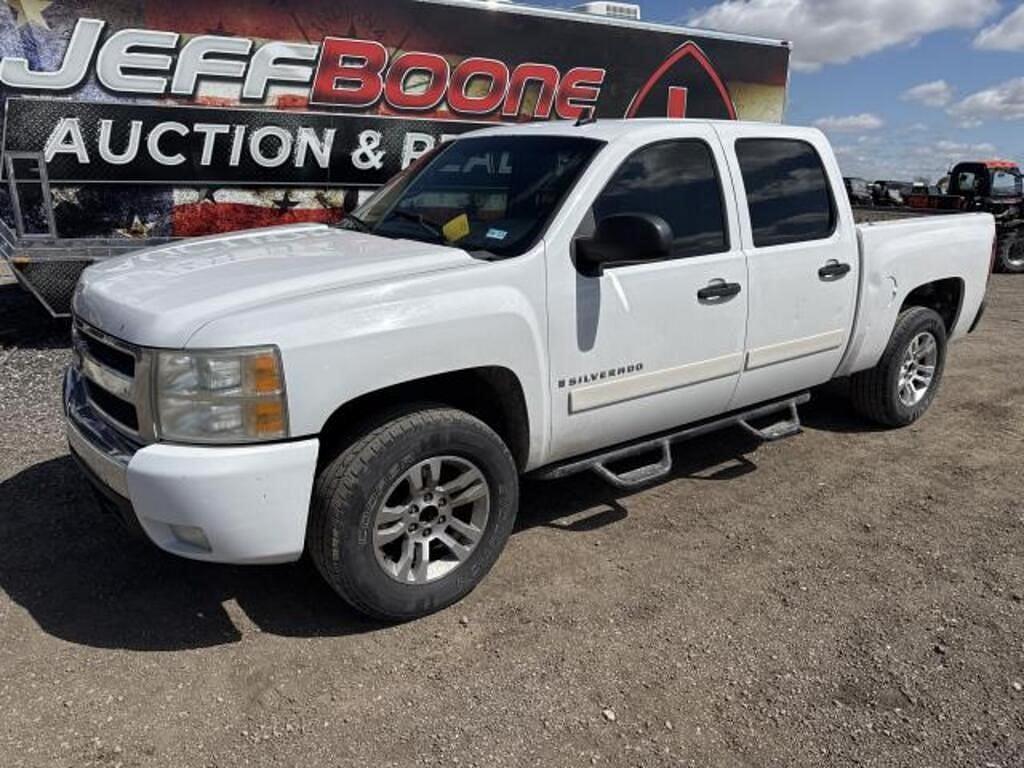 Image of Chevrolet 1500 Primary image