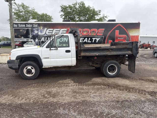 Image of Chevrolet K3500 equipment image 1