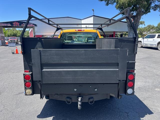 Image of Chevrolet 2500HD equipment image 4