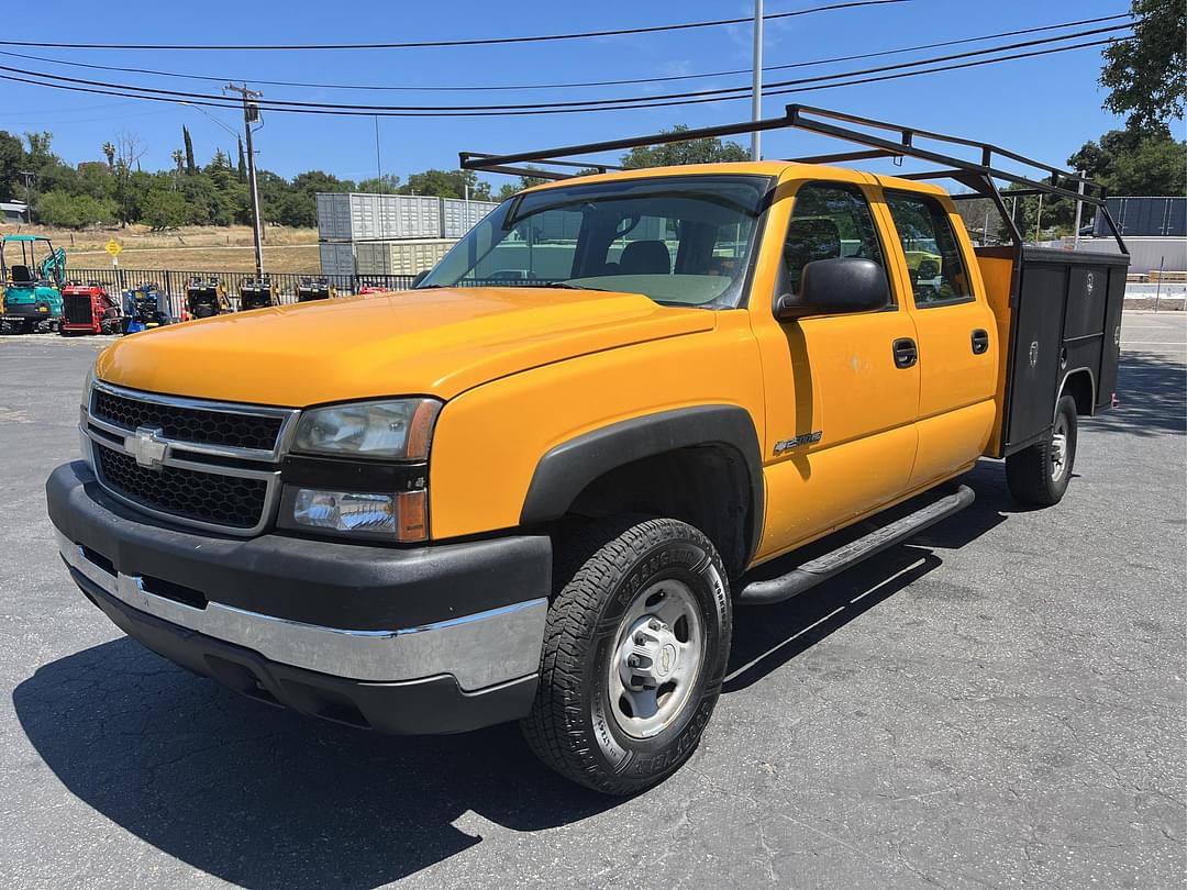 Image of Chevrolet 2500HD Primary image