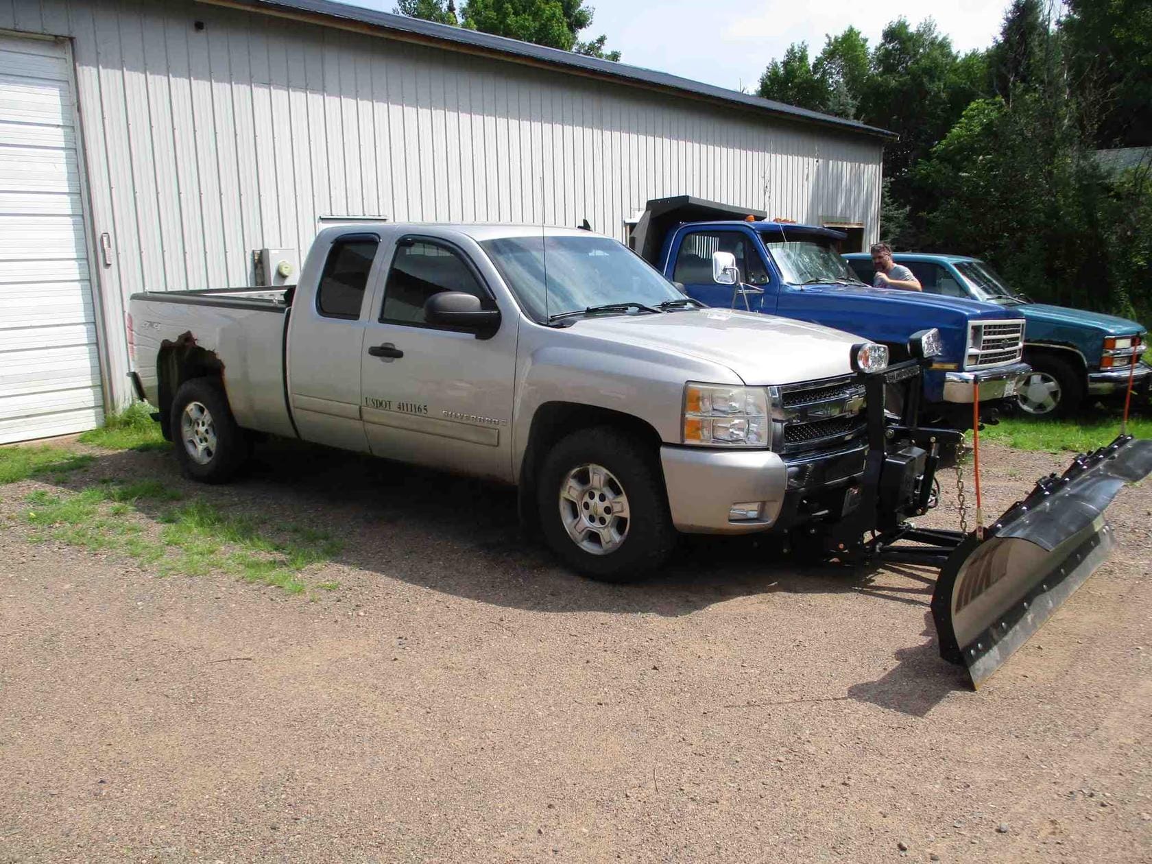 2007 Chevrolet Silverado Equipment Image0