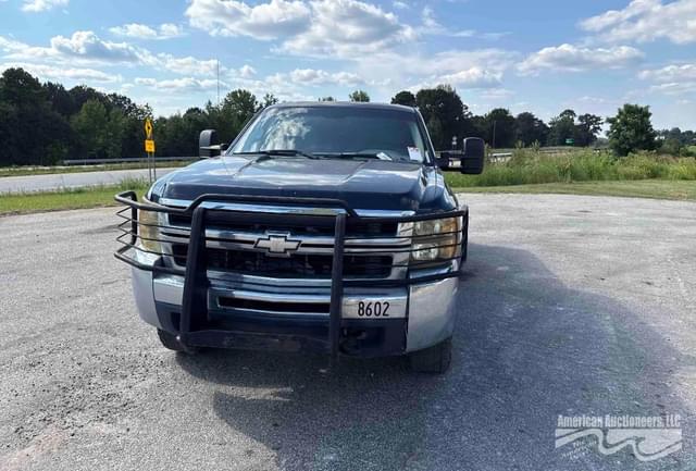 Image of Chevrolet 2500HD equipment image 1