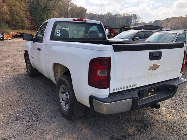 Image of Chevrolet Silverado equipment image 4