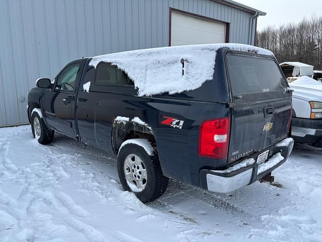 Image of Chevrolet Z71 equipment image 3