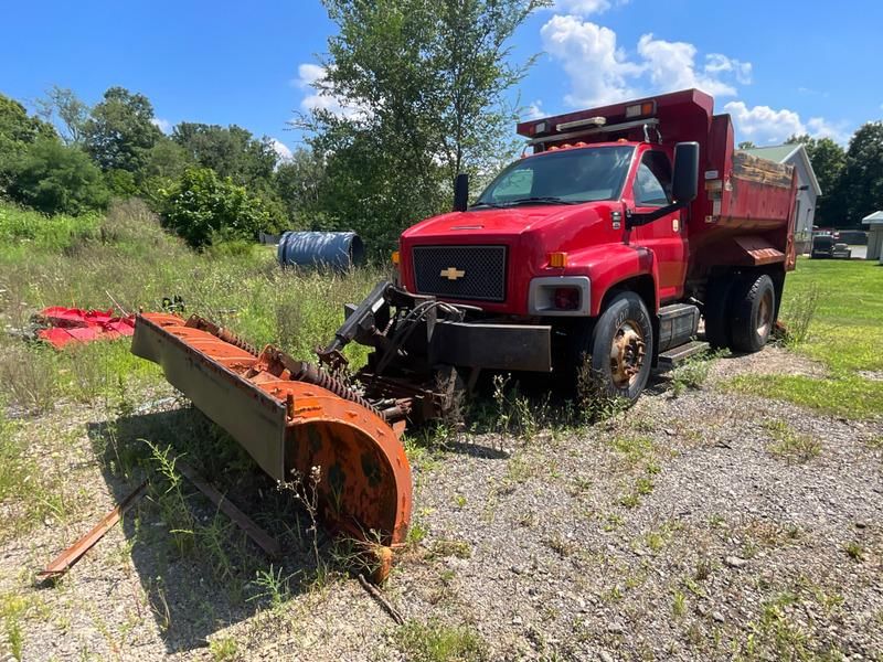 2007 Chevrolet C8500 Equipment Image0