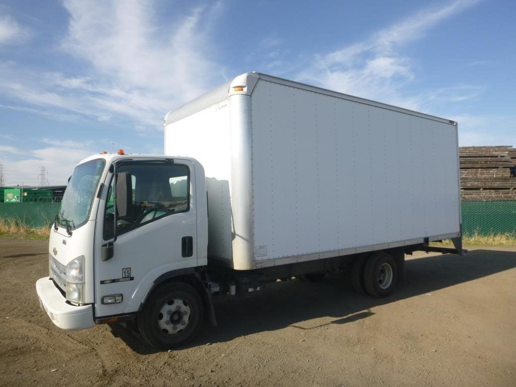 2007 Chevrolet W3500  Equipment Image0
