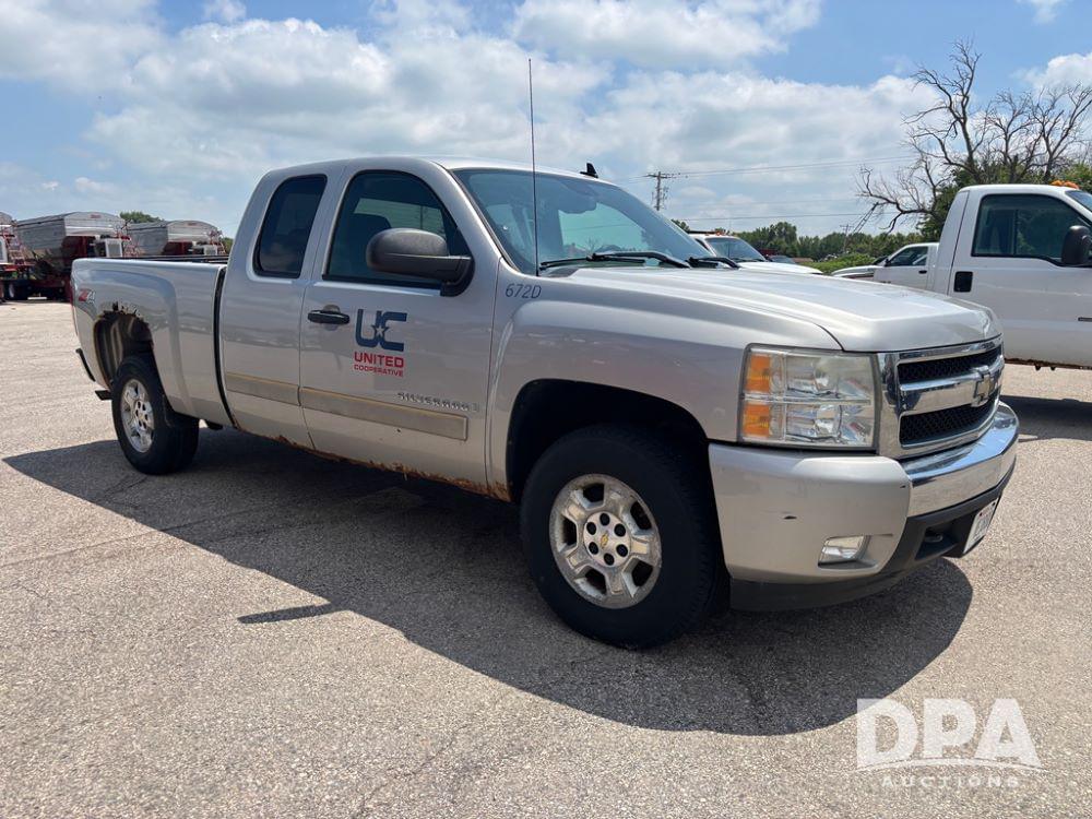 Image of Chevrolet 1500 Primary image
