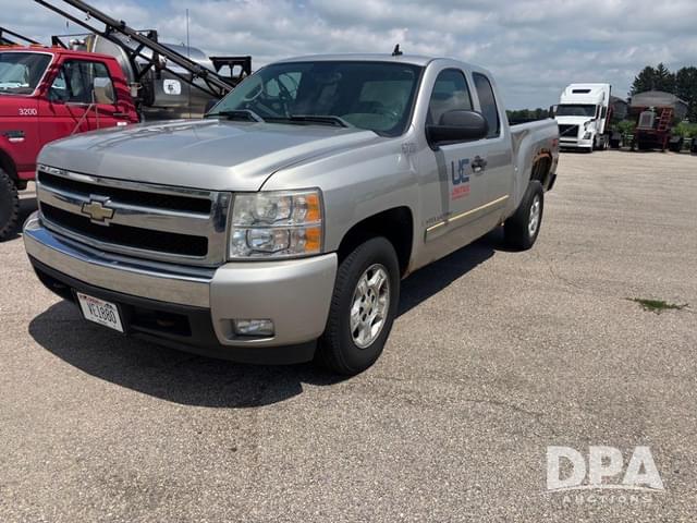 Image of Chevrolet 1500 equipment image 4