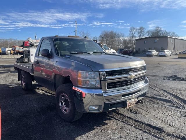 Image of Chevrolet 2500HD equipment image 2