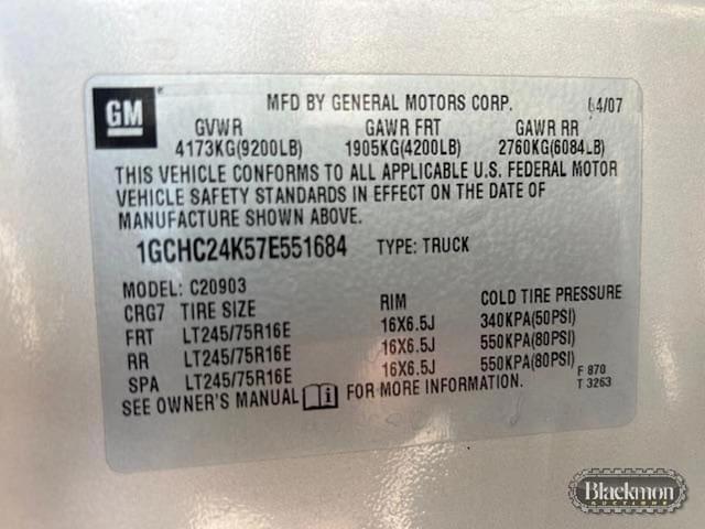 Image of Chevrolet 2500HD equipment image 1