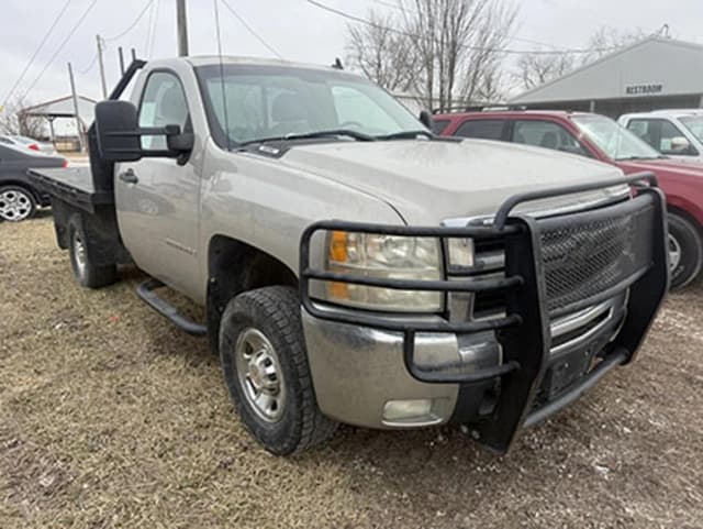 Image of Chevrolet 2500HD equipment image 1