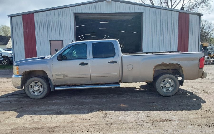 2007 Chevrolet 2500HD Equipment Image0