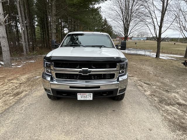 Image of Chevrolet 2500HD equipment image 1