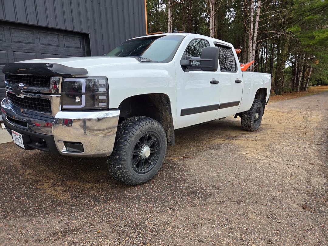 Image of Chevrolet 2500HD Primary image
