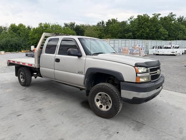 Image of Chevrolet 3500 equipment image 1
