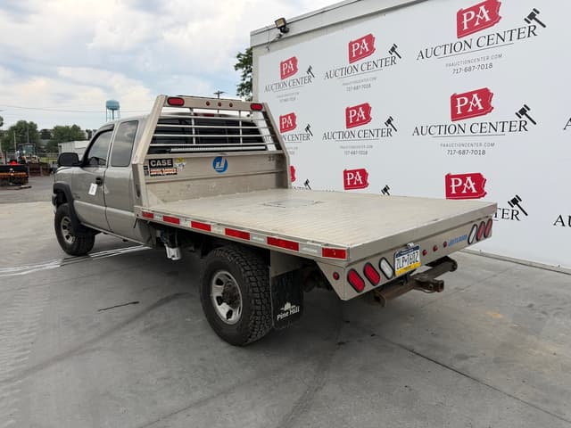Image of Chevrolet 3500 equipment image 3