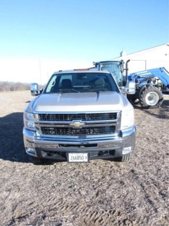 Image of Chevrolet 3500 equipment image 1