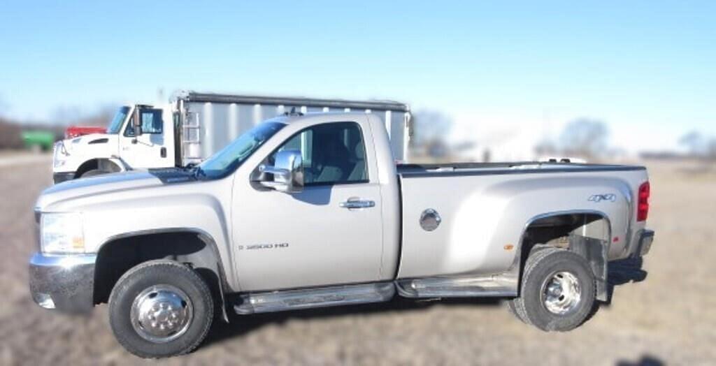 Image of Chevrolet 3500 Primary image