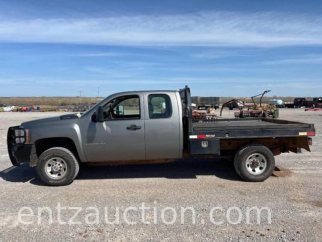 Image of Chevrolet 3500 equipment image 1