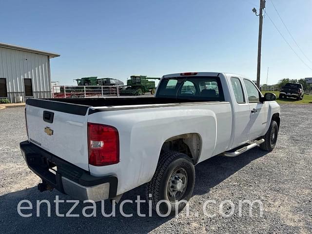 Image of Chevrolet 3500 equipment image 4