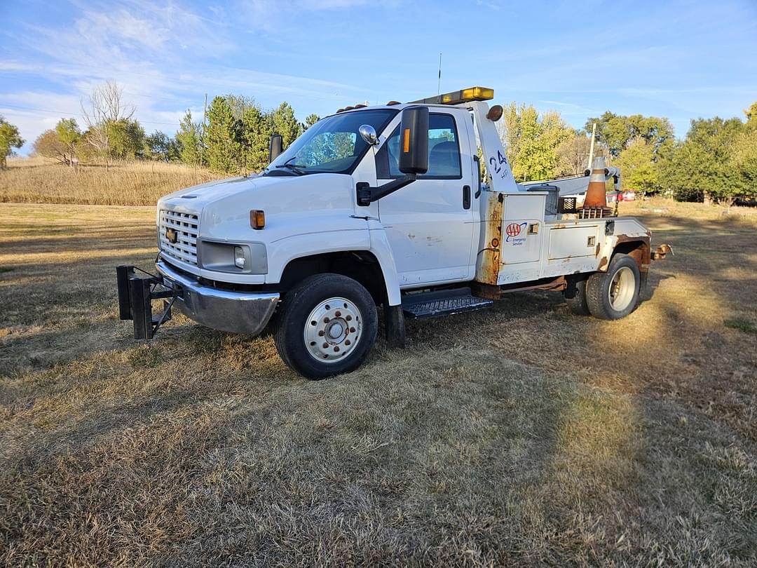 Image of Chevrolet 5500 Primary image