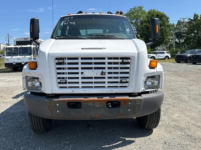 Image of Chevrolet C8500 equipment image 2