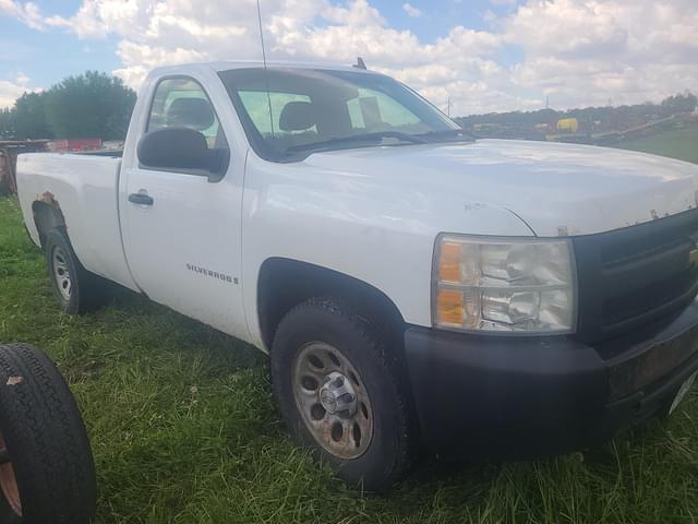 Image of Chevrolet 1500 equipment image 1
