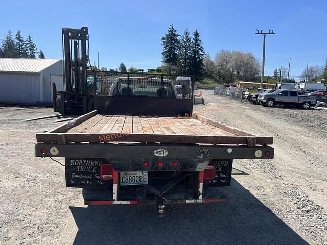 Image of Chevrolet 3500 equipment image 3