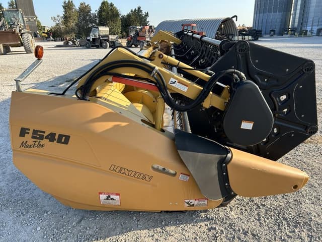 Image of CLAAS F540 equipment image 3