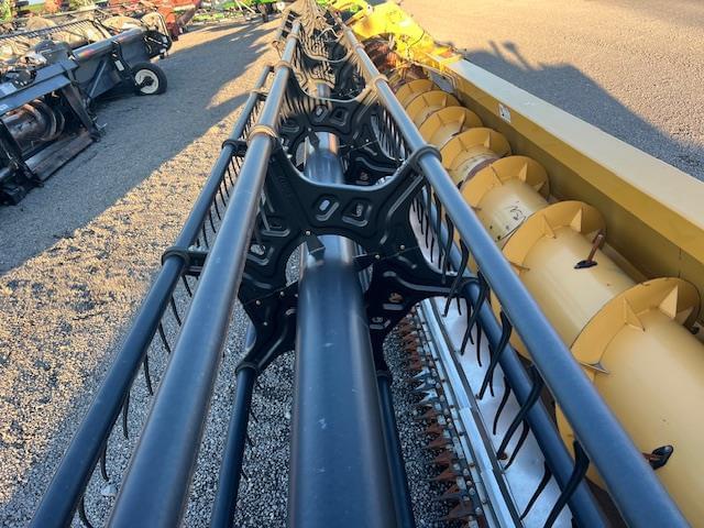 Image of CLAAS F540 equipment image 4