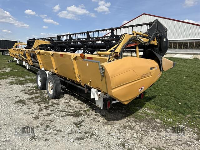 Image of CLAAS F540 equipment image 2