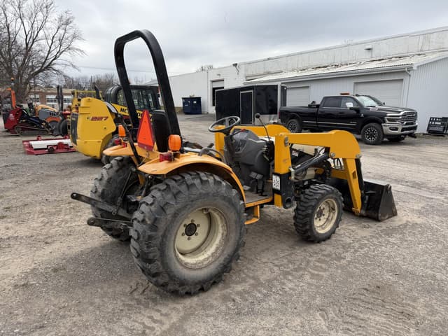 Image of Cub Cadet 7532 equipment image 2