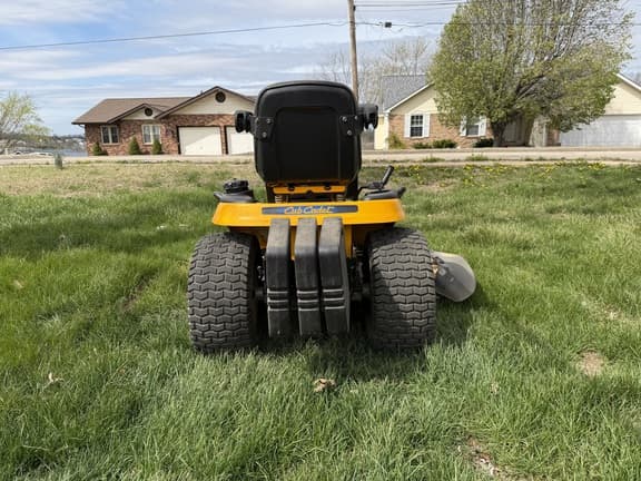 Image of Cub Cadet GT1554 equipment image 2