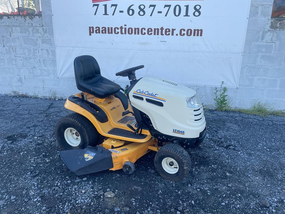 Image of Cub Cadet LT1045 Primary image